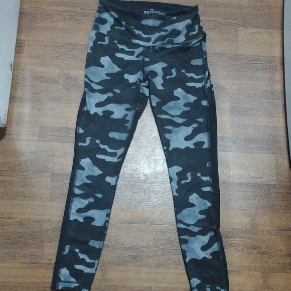 90 Degree By Reflex Pants - 90 Degree By Reflex Camouflage Leggings - Black and Gray​​